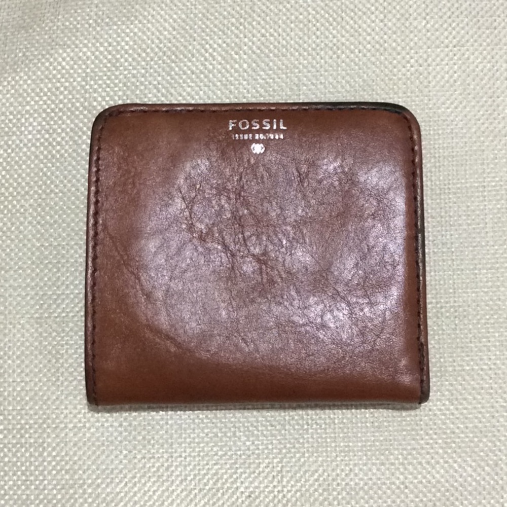 Fossil mini wallet